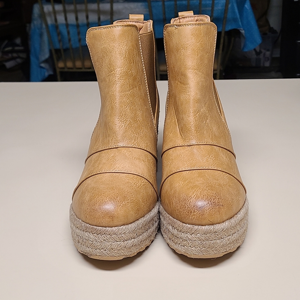 Bohemian Vegan Chelsea cap toe platform espadrille wedge ankle boots size 9 - Picture 3 of 14